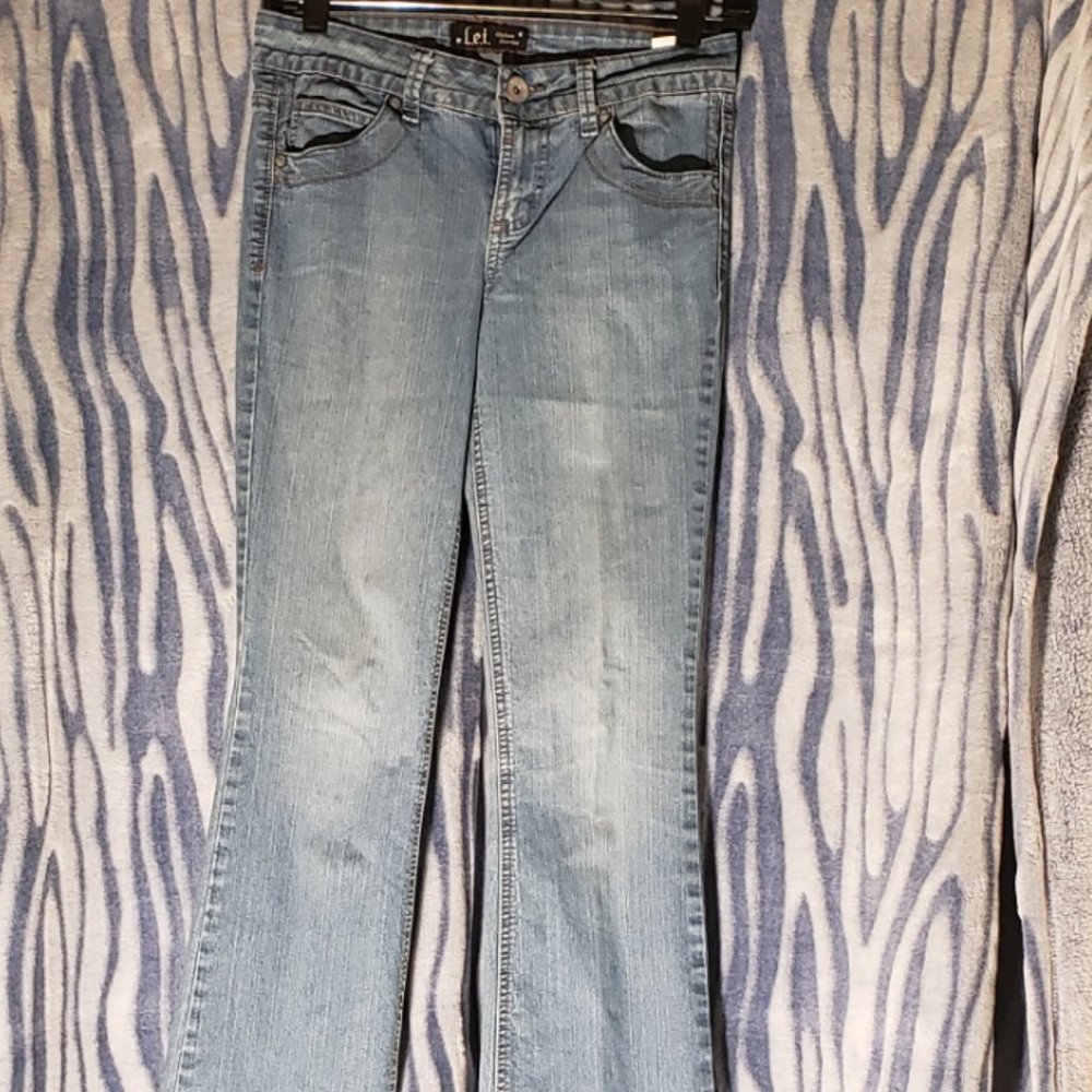 L.E.I Blue Jeans Size 3